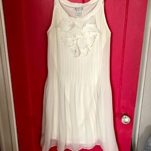 Amanda Lane size 8 layered ruffled white dress